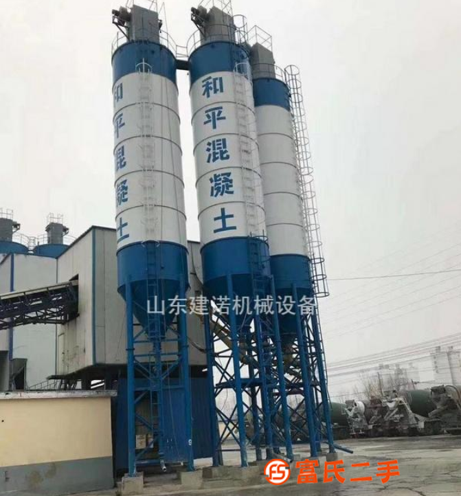 出售100噸150噸200噸水泥倉多個