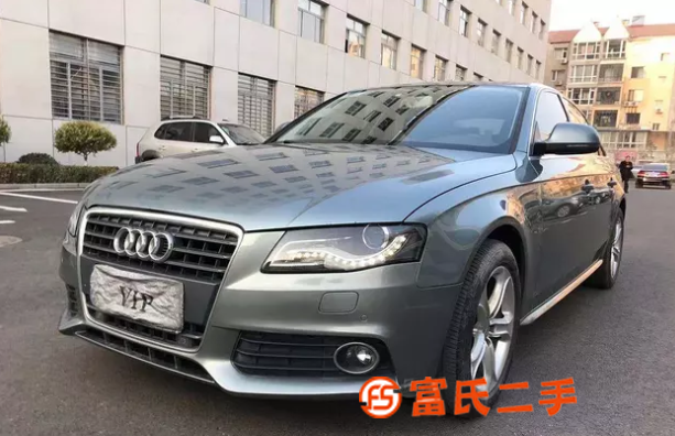 奧迪A4 2012款 A4L 2.0TFSI 無級 132k 