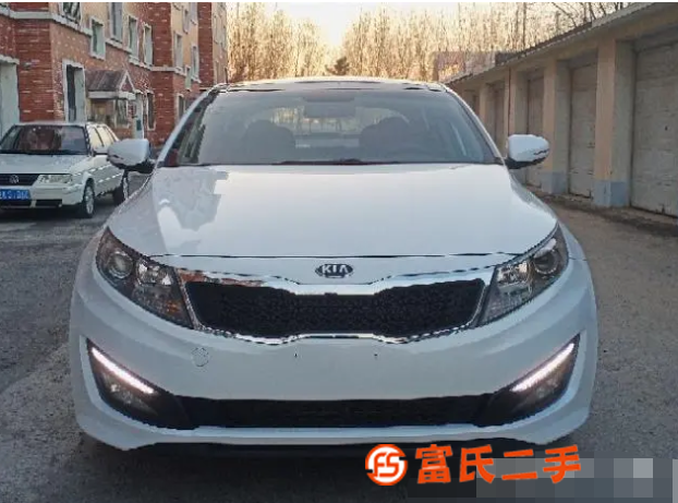 起亞 起亞K5 2014款 2.0 手自一體 PREMIUM 