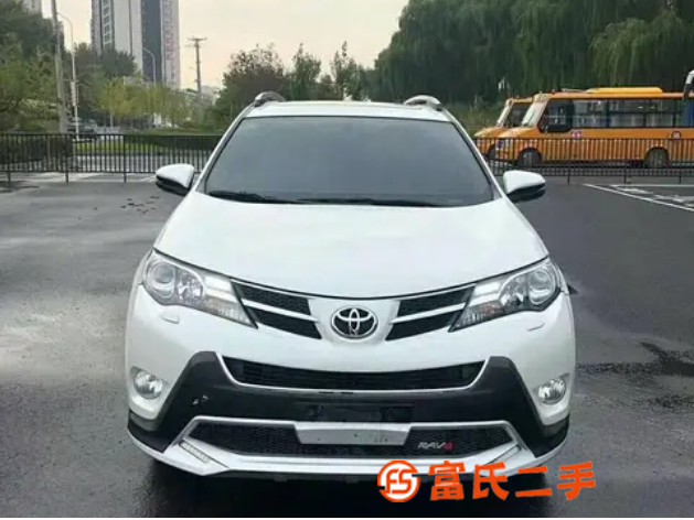 豐田RAV4 2015款 2.5 手自一體 四驅尊貴版 
