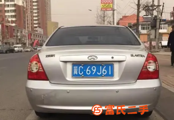 現代 伊蘭特 2004款 伊蘭特-三廂 1.8 手動 豪華型 
