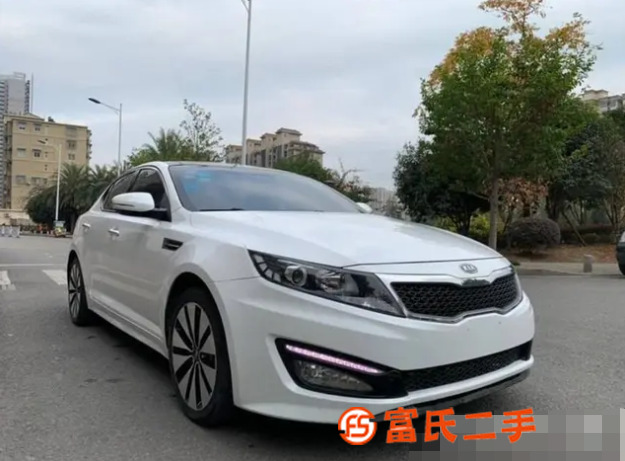 起亞K5 2011款 2.0 手自一體 DLX