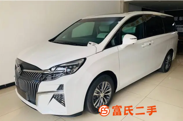 別克GL8 2020款 GL8 陸上公務艙 2.0T 手自一 