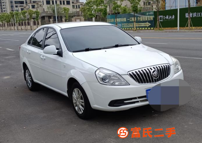 別克凱越轎車 