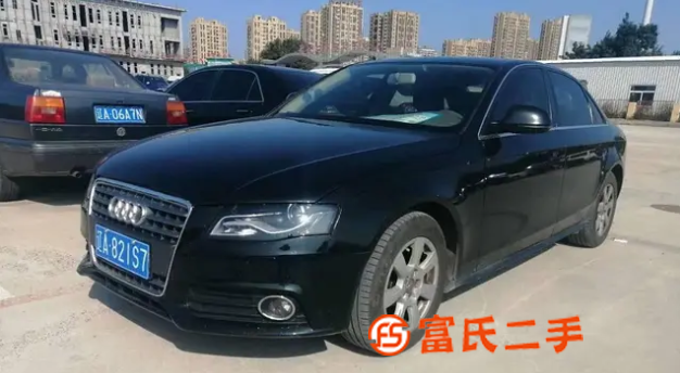 奧迪A4 2011款 A4L 2.0TFSI 無級 132k 