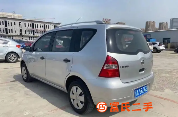 日產(chǎn) 驪威 2010款 1.6 手動(dòng) 勁銳版 GX標(biāo)準(zhǔn)型 