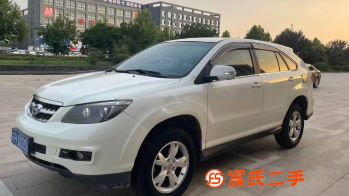 比亞迪S6 2014款 2.0 手動 精英型 