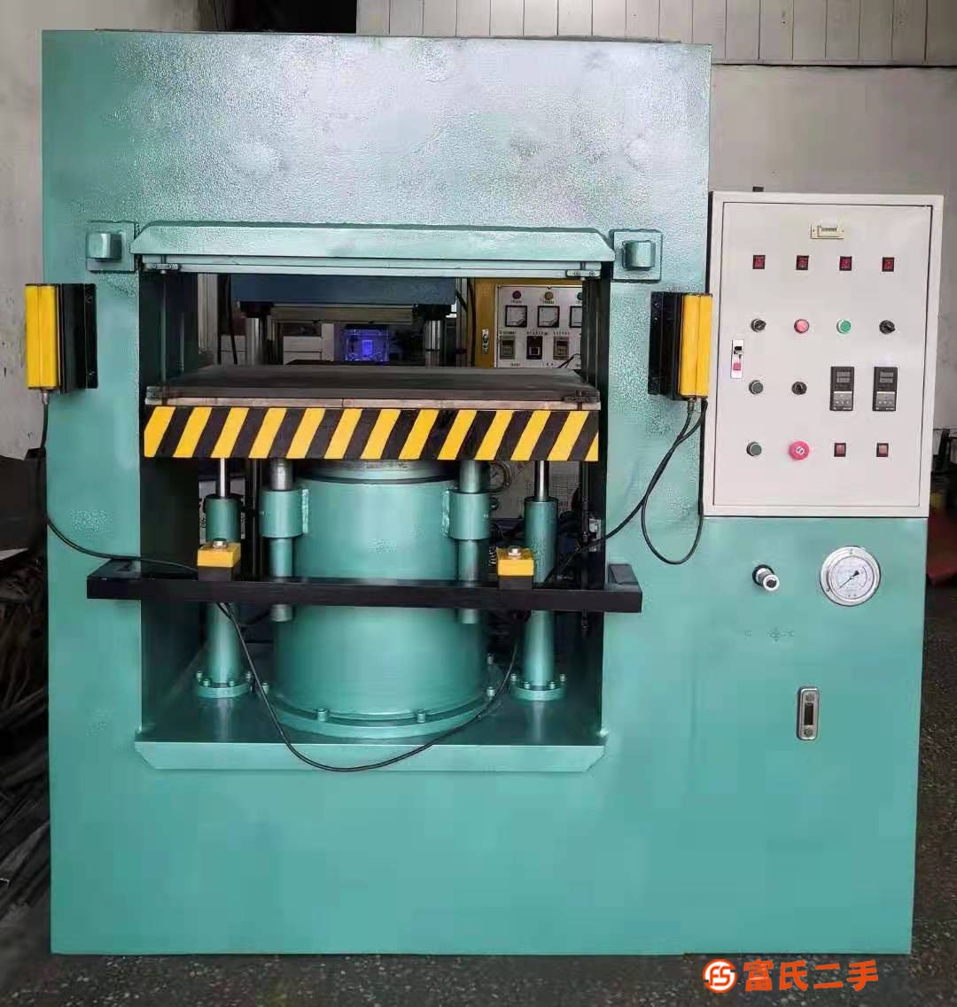 300噸框架式大臺面熱壓機油壓機