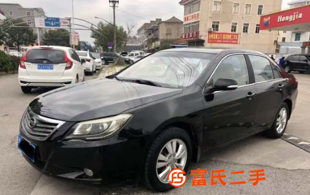 比亞迪 比亞迪G6 2011款 2.0 手動 尊貴型