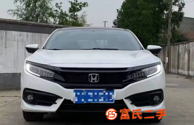本田 思域 2019款 1.5T 無級(jí) 220TURBO 勁 