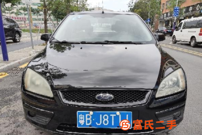 福特 福克斯 2007款 ?？怂?三廂 1.8 手自一體 時(shí) 