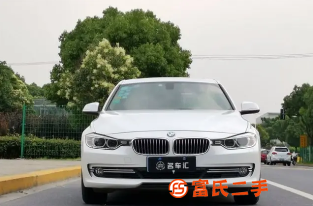 寶馬3系 2014款 320Li 2.0T 手自一體 豪華設(shè)