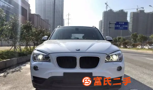 寶馬X1 2015款 X1 xDrive20i 2.0T 手 