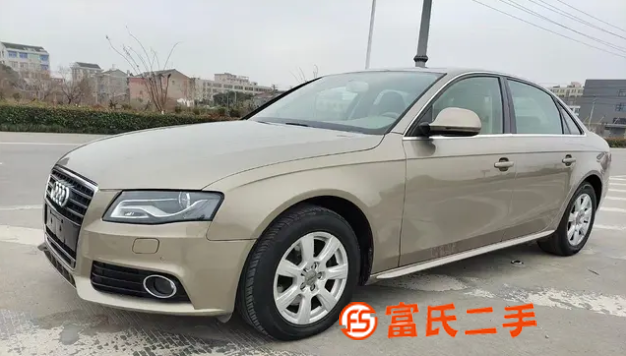 奧迪A4 2011款 A4L 2.0TFSI 無級 132k 