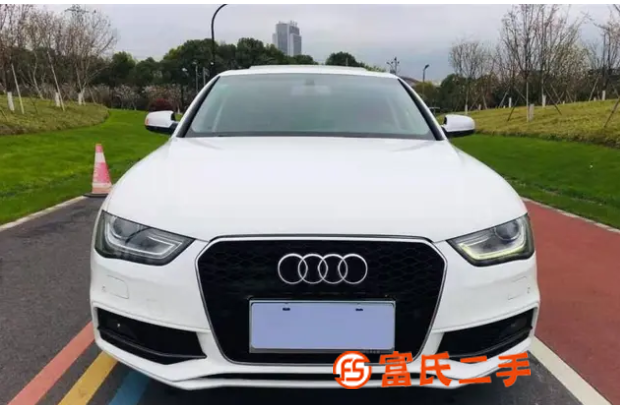 奧迪A4 2009款 A4L 2.0TFSI 無級 132k 