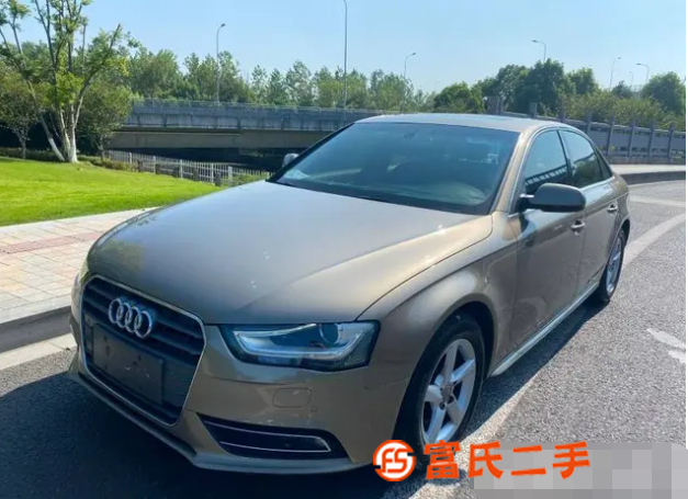 奧迪A4 2013款 A4L 2.0TFSI 無級 35TF 