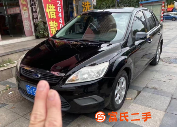 福特 ?？怂?2012款 經(jīng)典福克斯-三廂 1.8 手動(dòng) 時(shí) 
