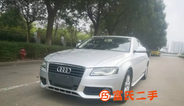 奧迪A4 2012款 A4L 2.0TFSI 無級 132k 