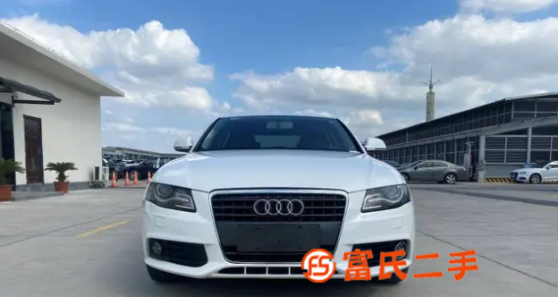 奧迪A4 2011款 A4L 2.0TFSI 無級 132k 