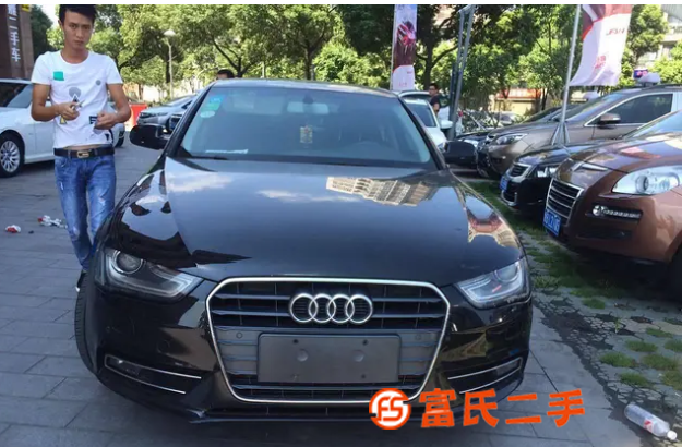 奧迪A4 2013款 A4L 2.0TFSI 無級 35TF 