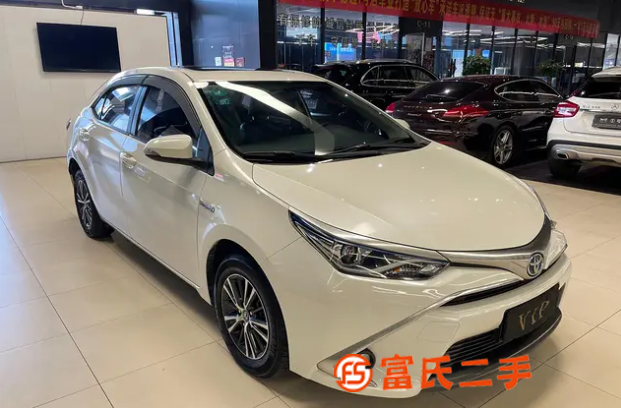 豐田 雷凌 2016款 雷凌雙擎 1.8H 無(wú)級(jí) GS 精英 