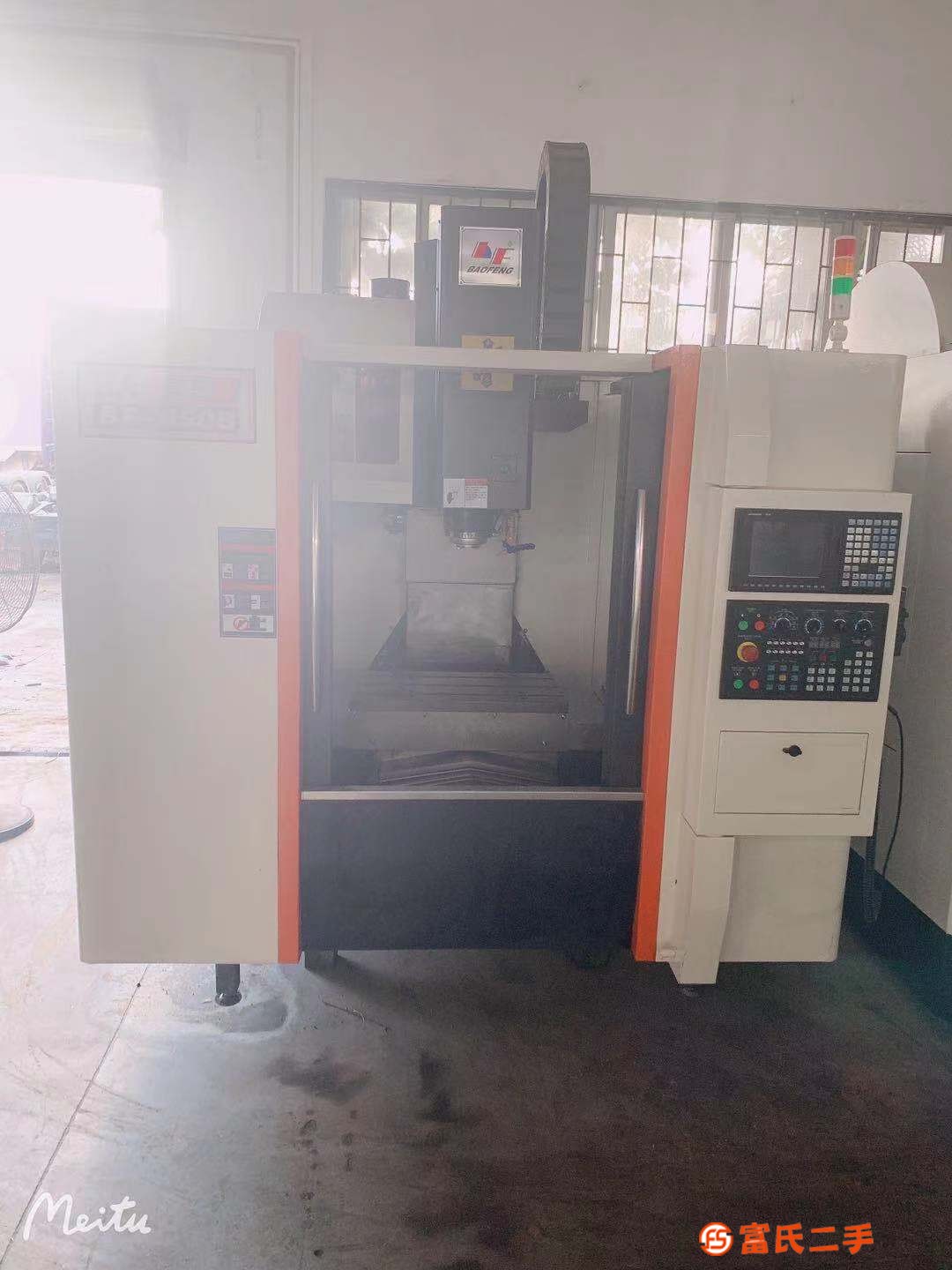 寶烽650三線加工中心，三菱M70系統