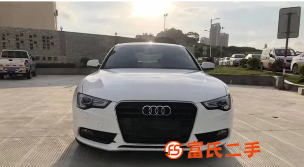 奧迪A5 2013款 A5 Sportback 2.0TFS 