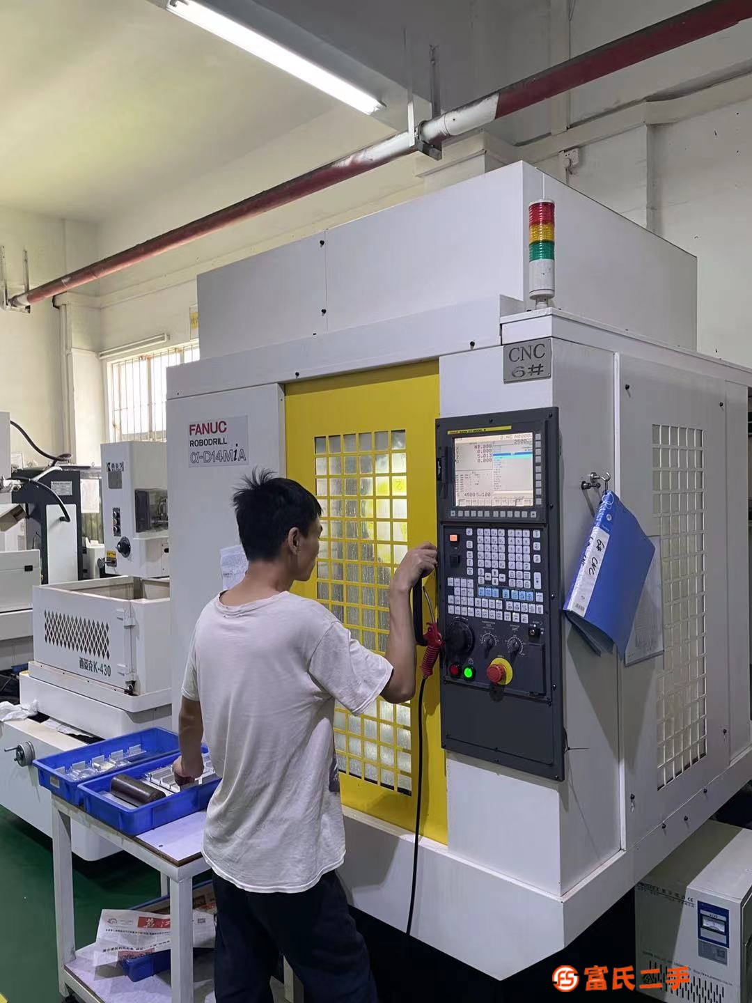 2臺法那科小黃機(jī)