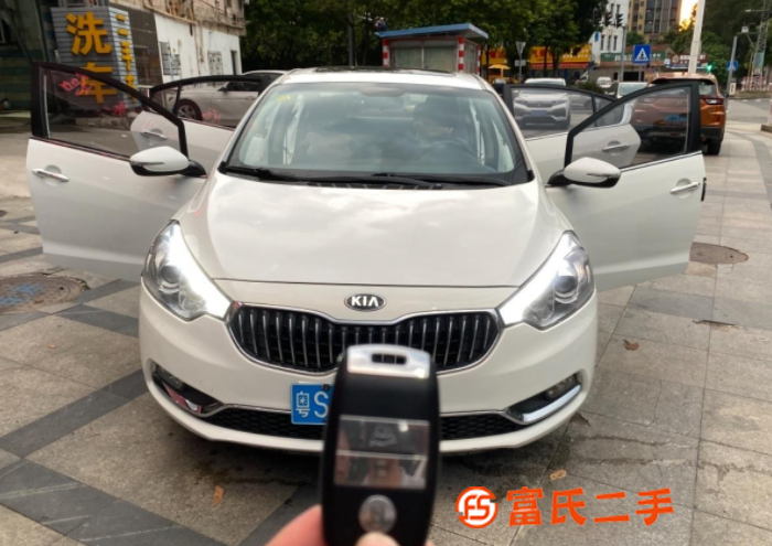 起亞K3 2013款 1.6 手自一體 Premium 