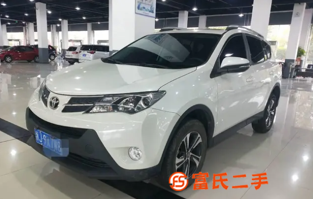 豐田RAV4 2015款 2.0 無級 四驅(qū)新銳版 