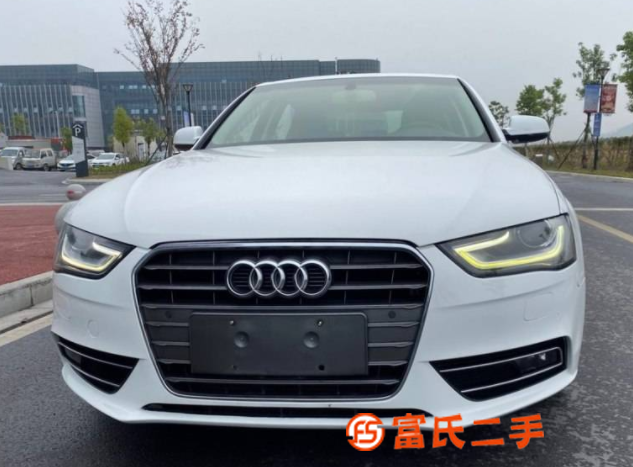 奧迪A4 2013款 A4L 2.0TFSI 無(wú)級(jí) 35TF 