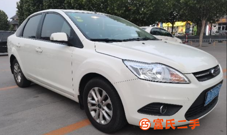 福特 ?？怂?2013款 經典福克斯-三廂 1.8 手動 基