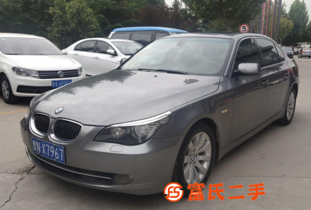 美女上下班用車 車況很好