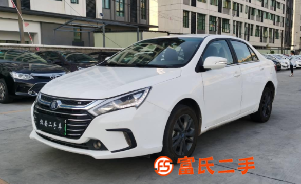 比亞迪 秦 2018款 1.5T 雙離合 智聯尊貴型 