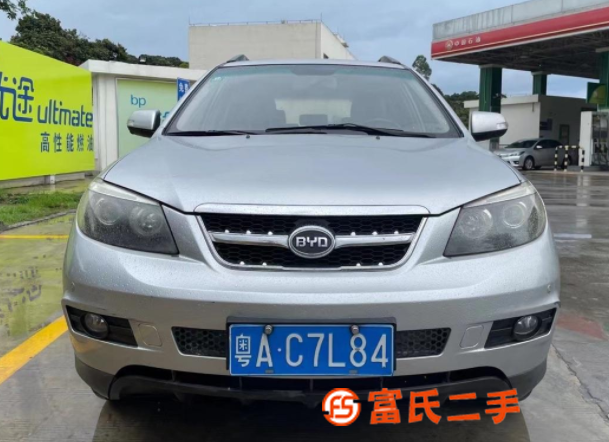 比亞迪S6 2011款 2.4 手自一體 尊享型