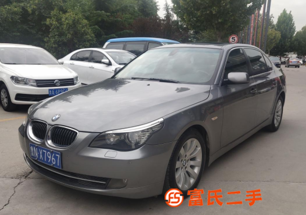 美女上下班用車 車況很好