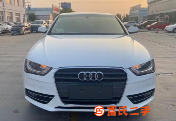 奧迪A4 2013款 A4L 2.0TFSI 無級 3 