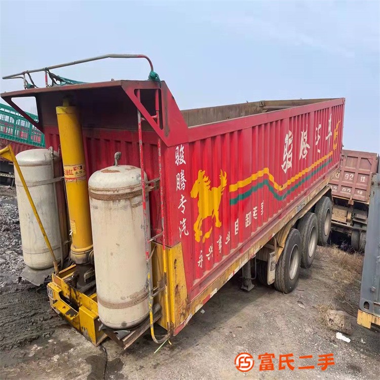 出售二手9米平板自卸后翻半掛車，車況板正，手續齊全