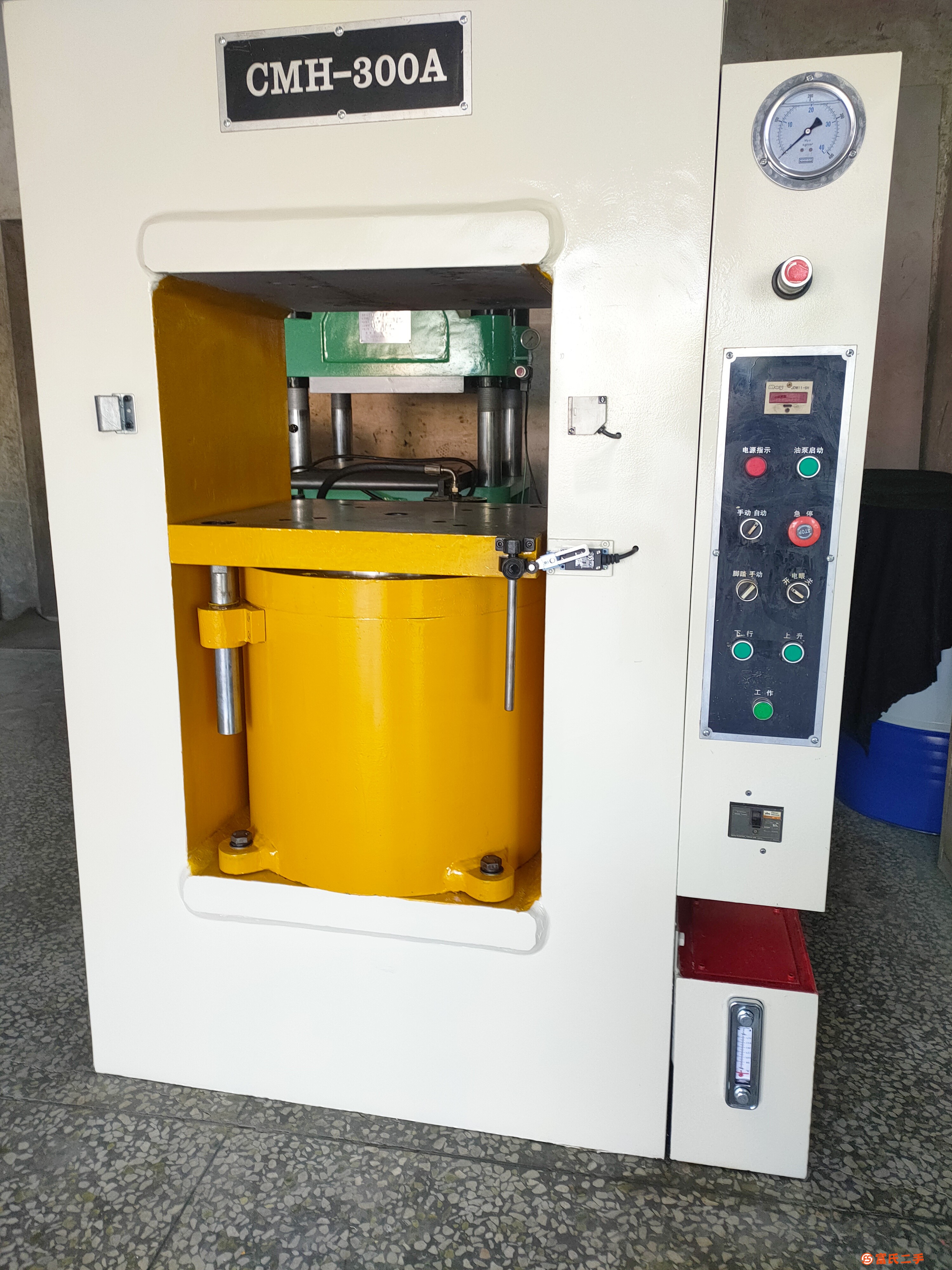 300噸油壓機(jī)框架式二手液壓機(jī)油壓機(jī)