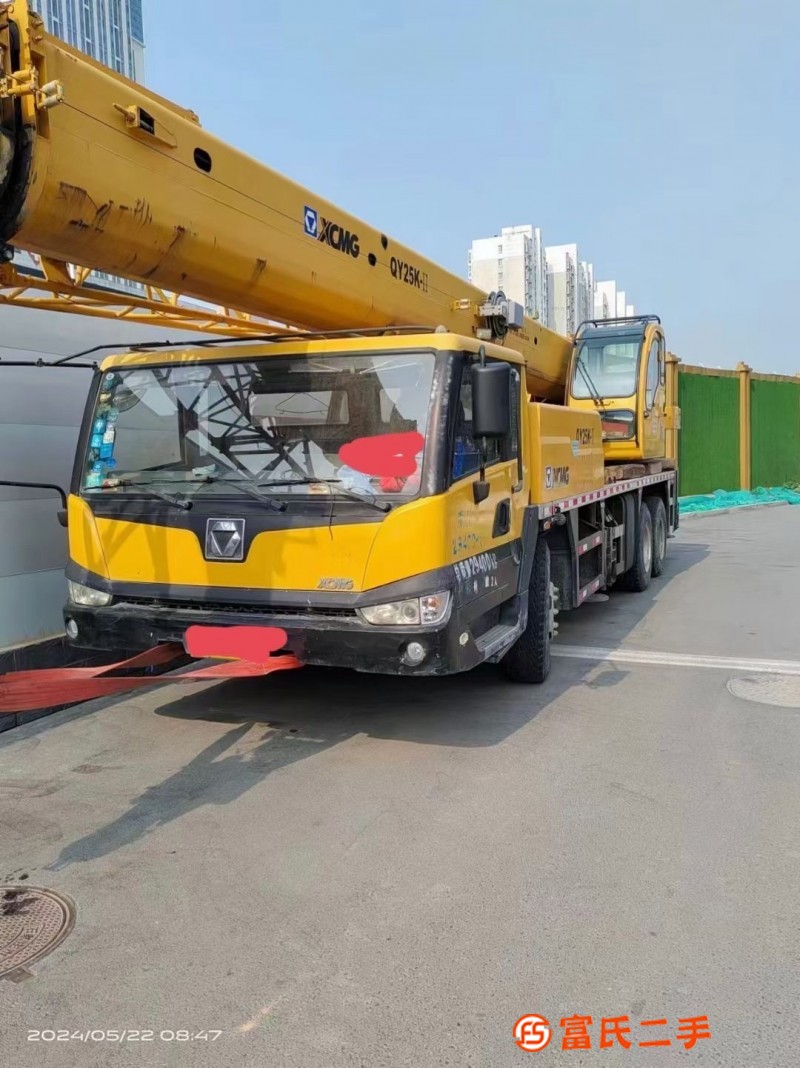 May 2012 new car inspection, new insurance, XCMG 25k-2, Beijing household pilot operation must be tr