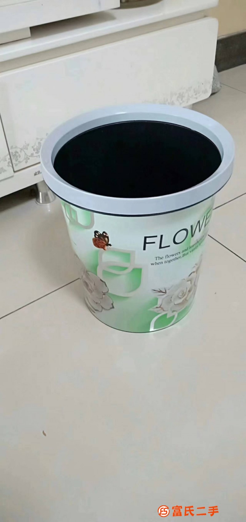 垃圾桶