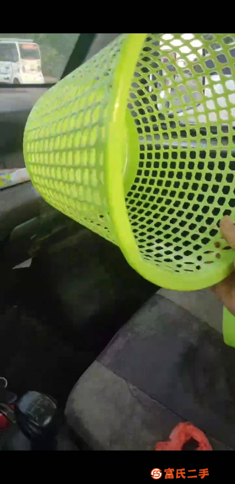垃圾桶