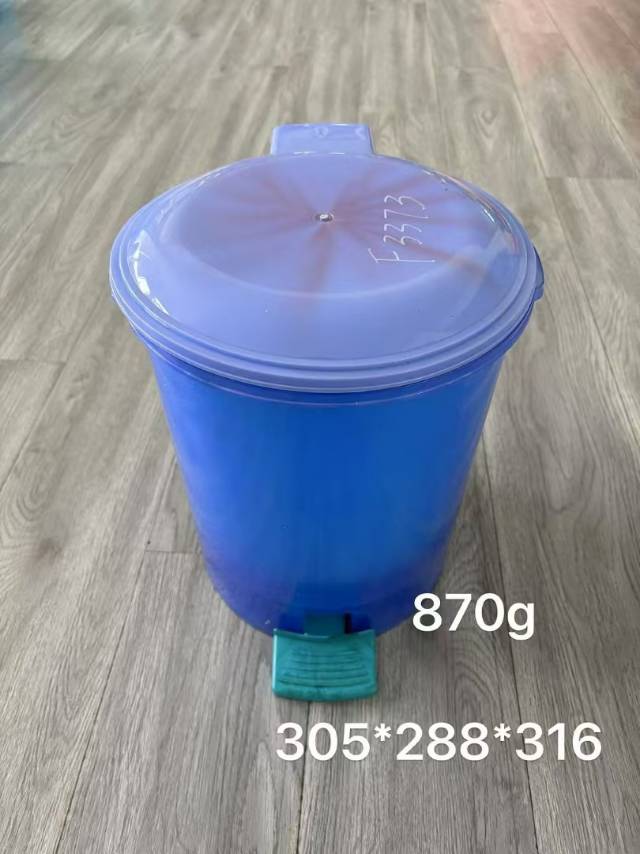垃圾桶