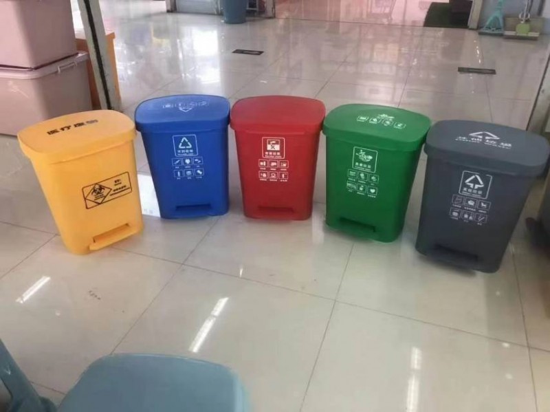 環衛垃圾桶