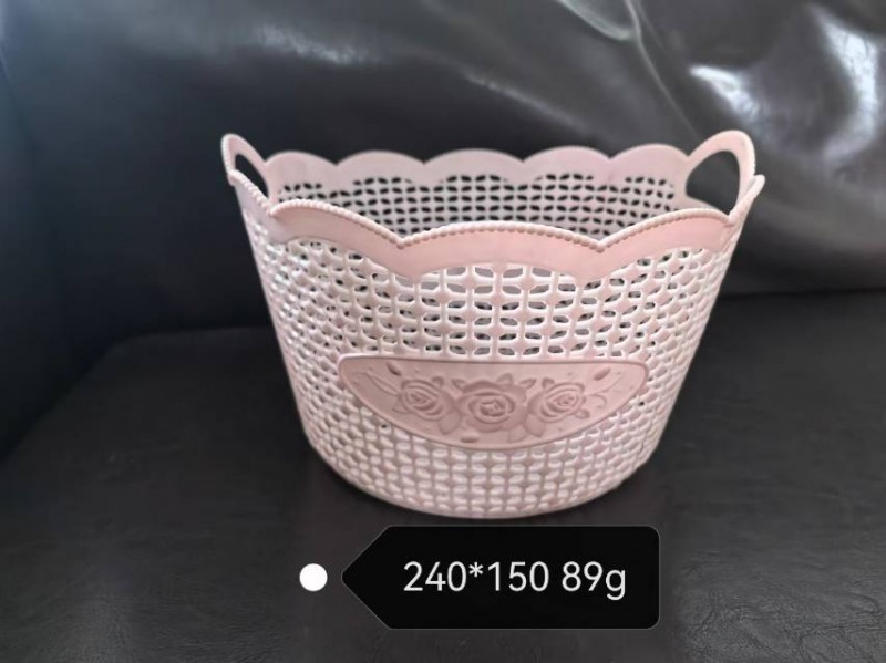 Hollow out hand-held basket