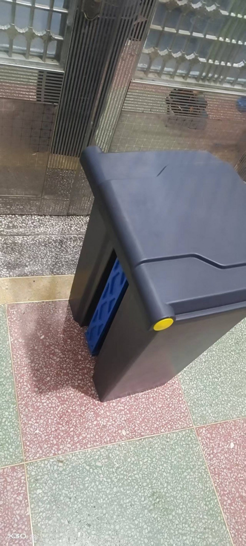 trash can